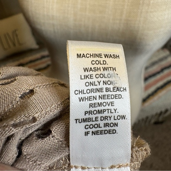 Cato Tan Knit Top with Cutout Design Size Large with Shark Bite Hem - Picture 11 of 11